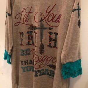 Southern Grace Women’s top